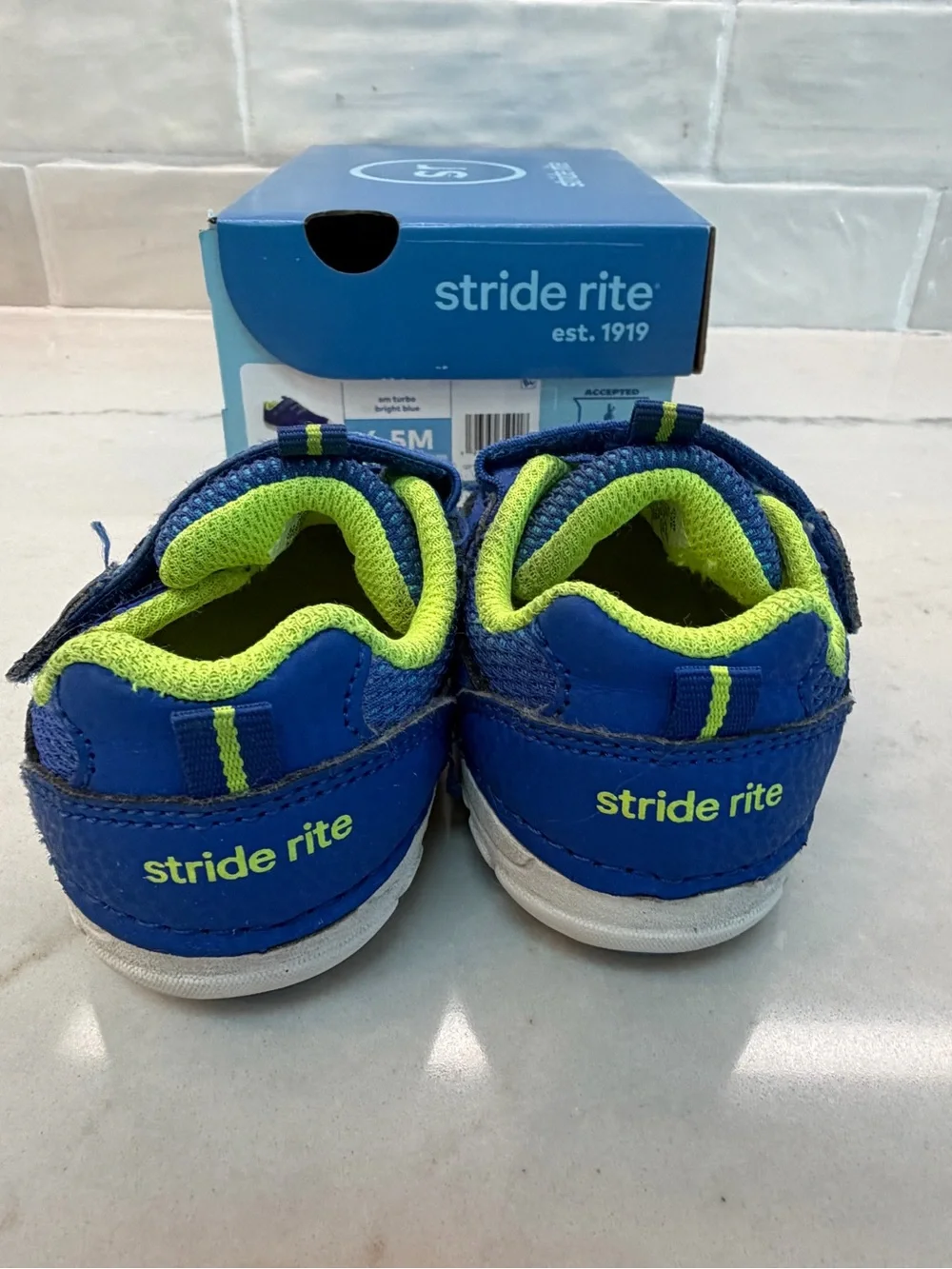 Toddler stride rite and puma bundle size 4-5
